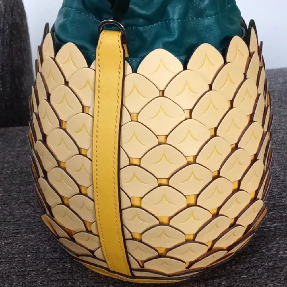 🆕 🍍RARE Kate Spade🍍 - "Colada" Pineapple Crossbody Bag - Picture 6 of 16